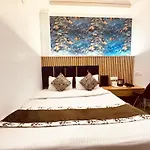 Hotel Jai Balaji, Paharganj, New Delhi Railway Station