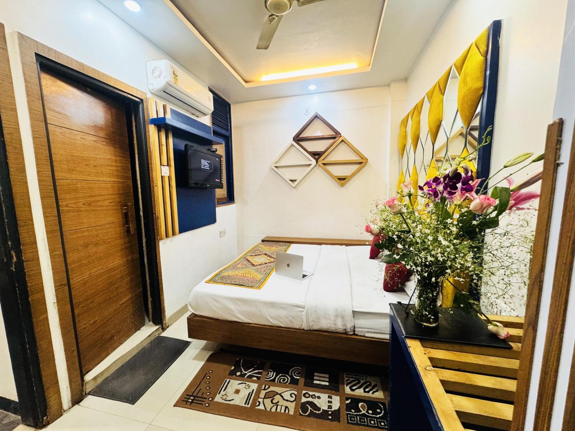 Jai Balaji, Paharganj, Railway Station 4* New Delhi