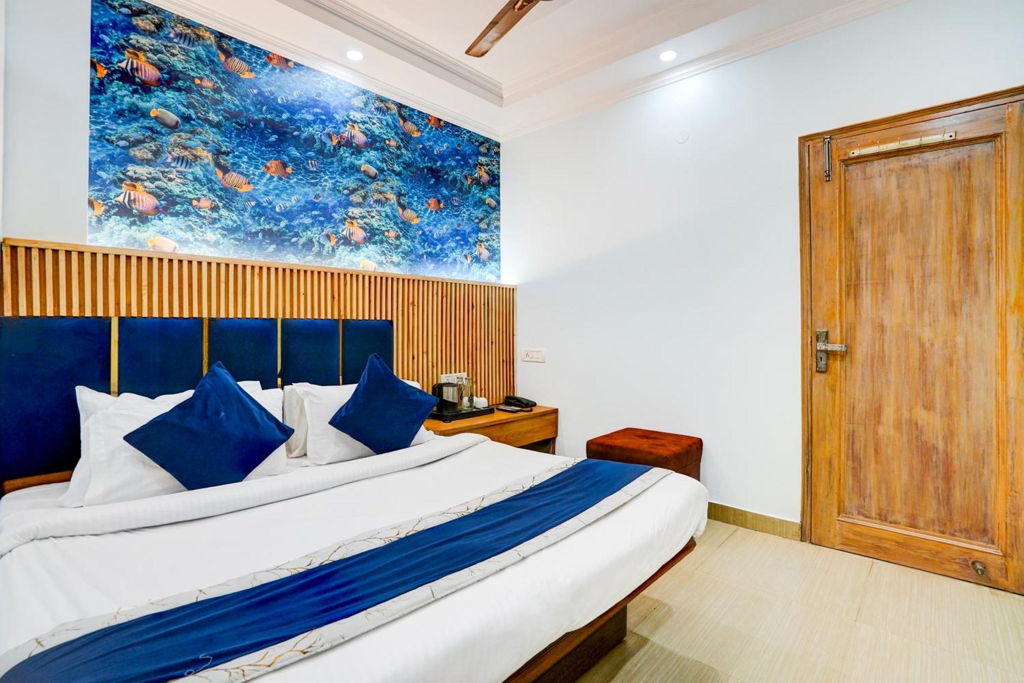 Jai Balaji, Paharganj, Railway Station Hotel New Delhi